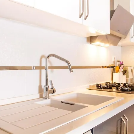 Spacious Perfect Flat With Private Pool * Kusadası