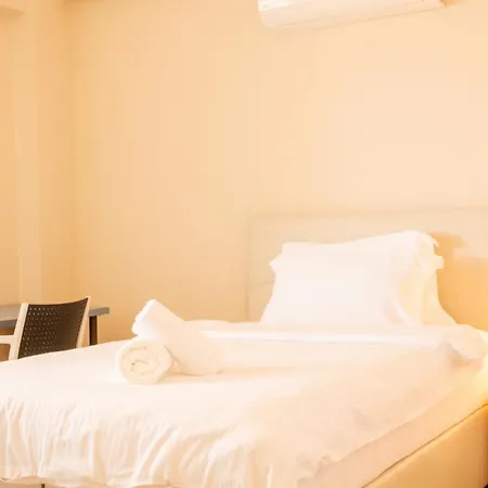 Spacious Perfect Flat With Private Pool Apartman Kusadası