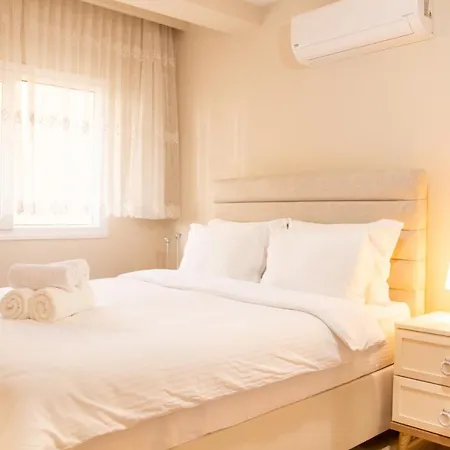 Spacious Perfect Flat With Private Pool Appartamento *