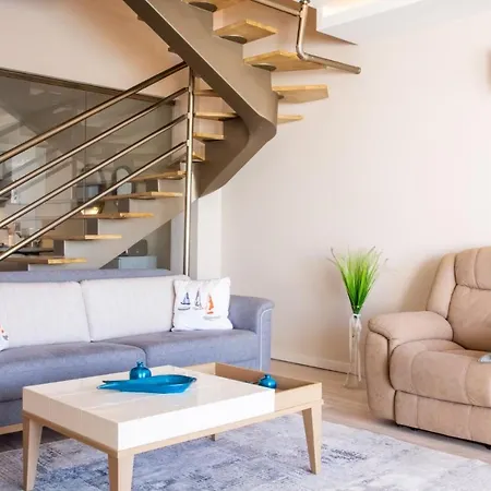 Apartment Spacious Perfect Flat With Private Pool Kusadası